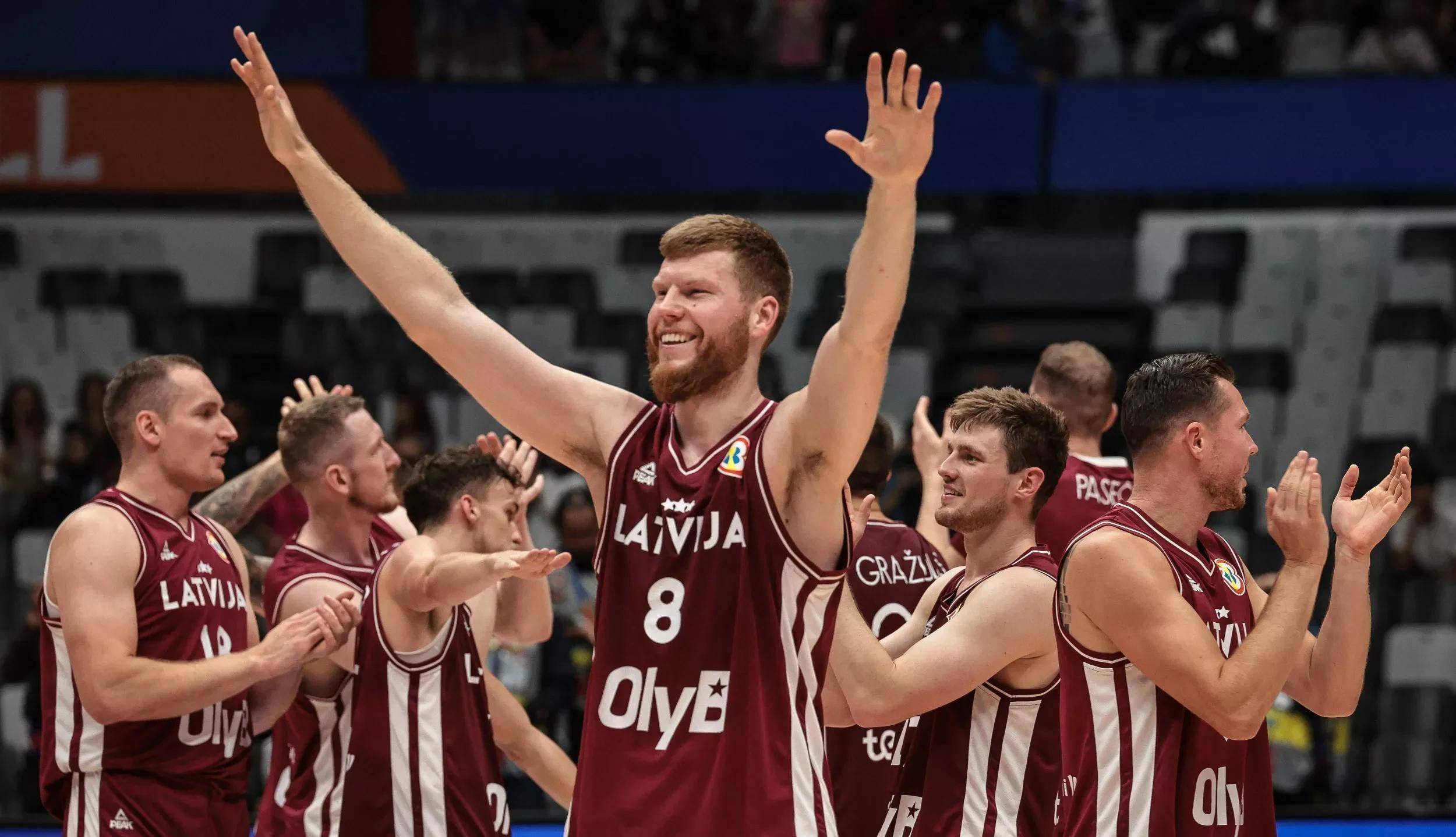 开云体育官方网站-包含塞尔维亚男篮绝地反击76人，特雷杨高光表现的词条