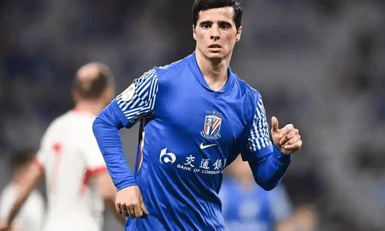 包含上海上港奋力逆转，喜获三分的词条