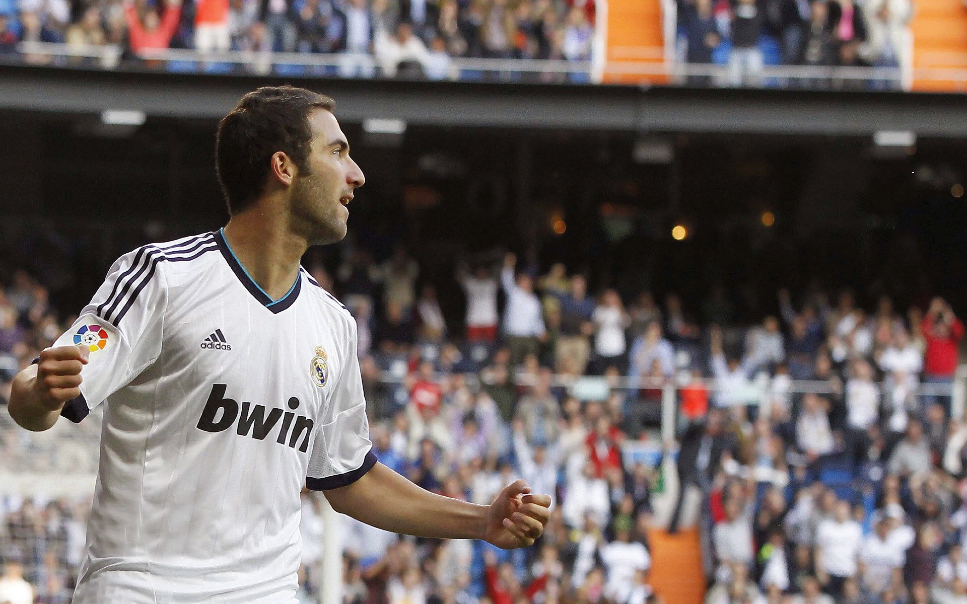 开云体育APP下载-阿圭罗的爆发，贝蒂斯战术如何压制尼日利亚式足球