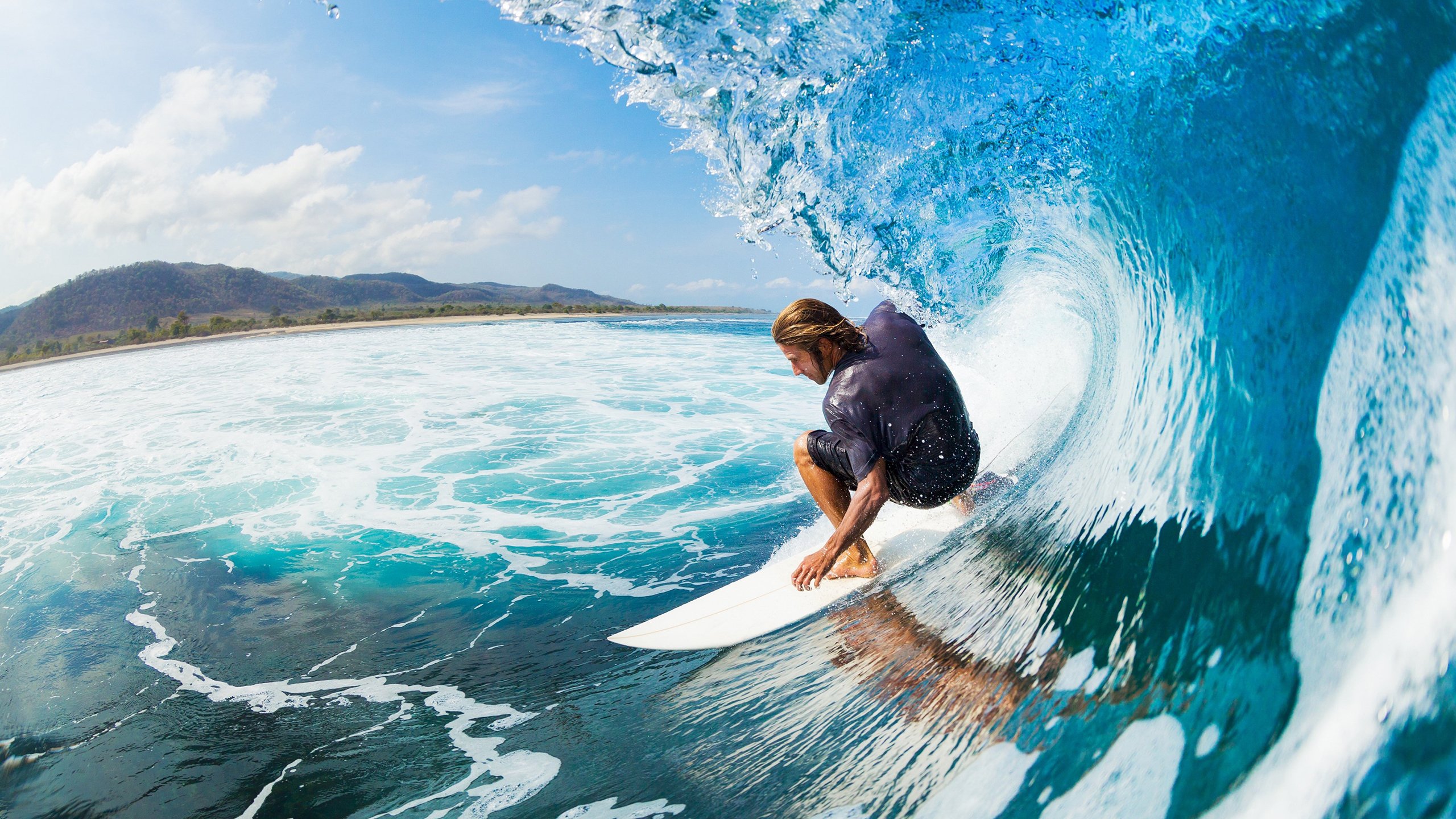 利拉德关键节点连续得分，公牛冲垮太阳，双线叙事中的胜利密码